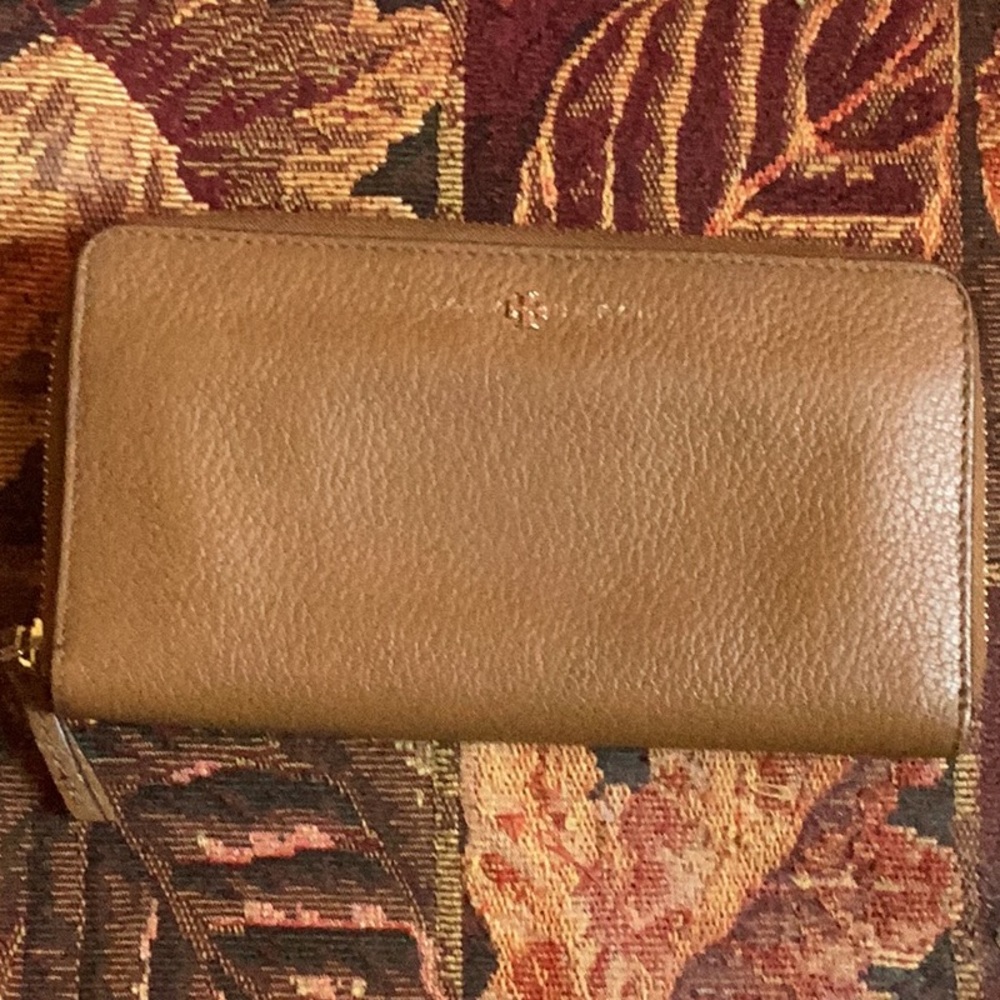 Tory Burch Brown Leather  Continental Wallet
